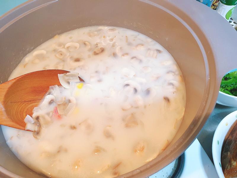 蘑菇玉米巧达浓汤
