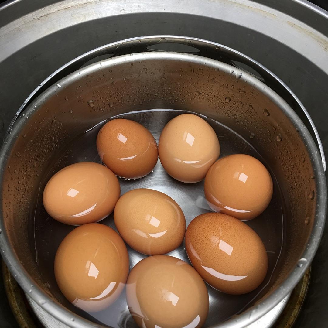▊聰明電鍋水煮蛋與不費力剝蛋殼法 ▊ : Temi Yu 一起做