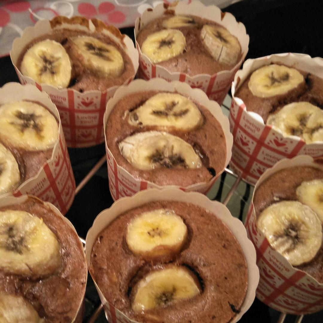 【貝殼新手室】香蕉核桃巧克力杯子蛋糕 : Yilun Chen 一起做