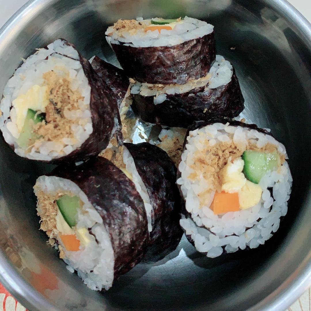 肉鬆海苔壽司 : janlo 一起做