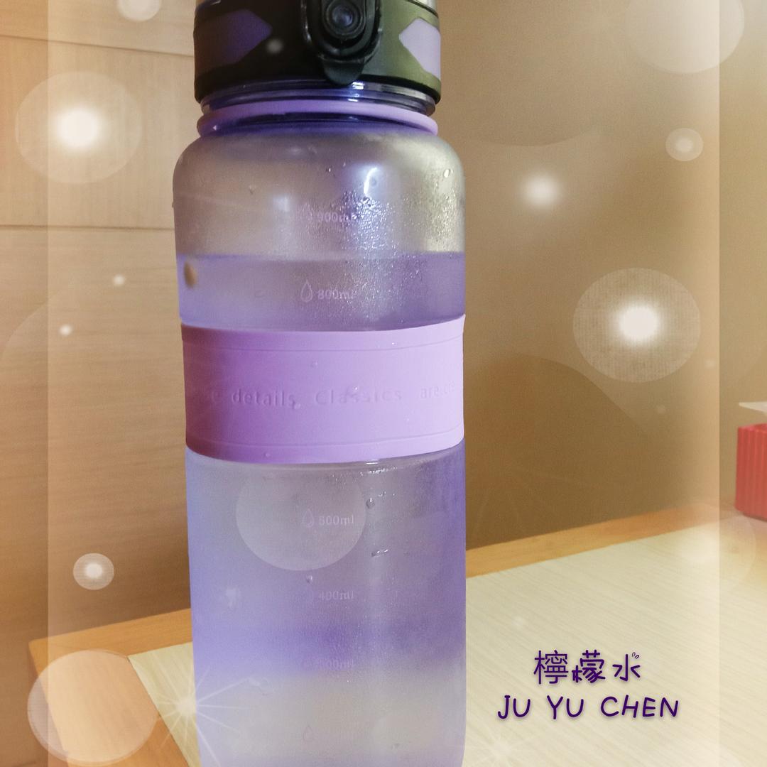 自製檸檬水 : JU YU CHEN 跟著做