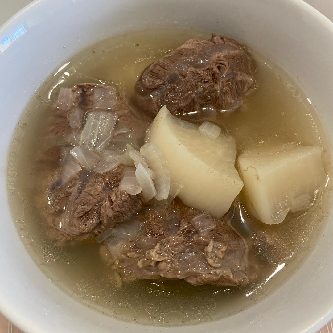暖暖的清燉牛肉湯（電鍋） : Liya Lin 一起做