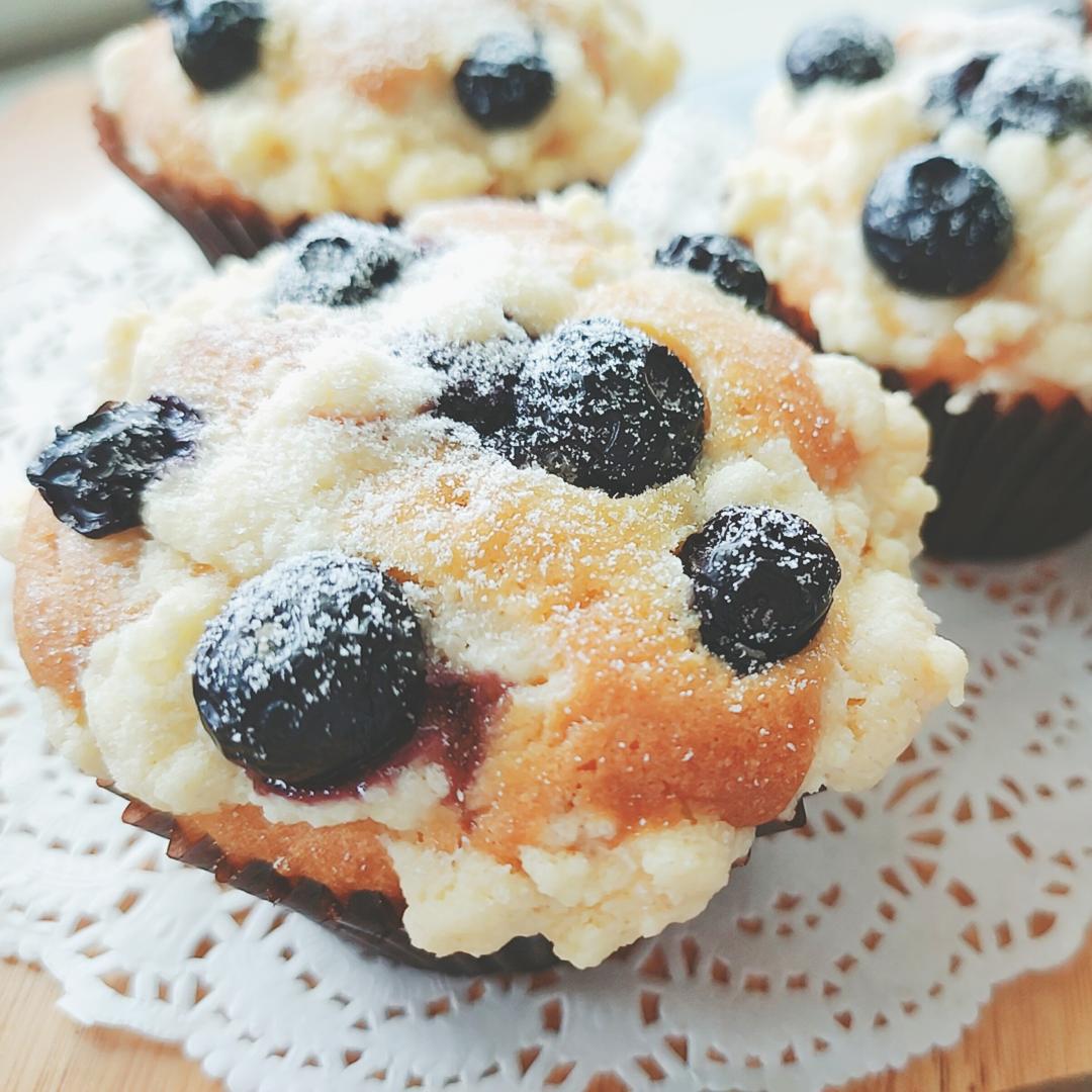 酥粒藍莓馬芬蛋糕
❙小烤箱料理❙ : Jeann Chang 跟著做