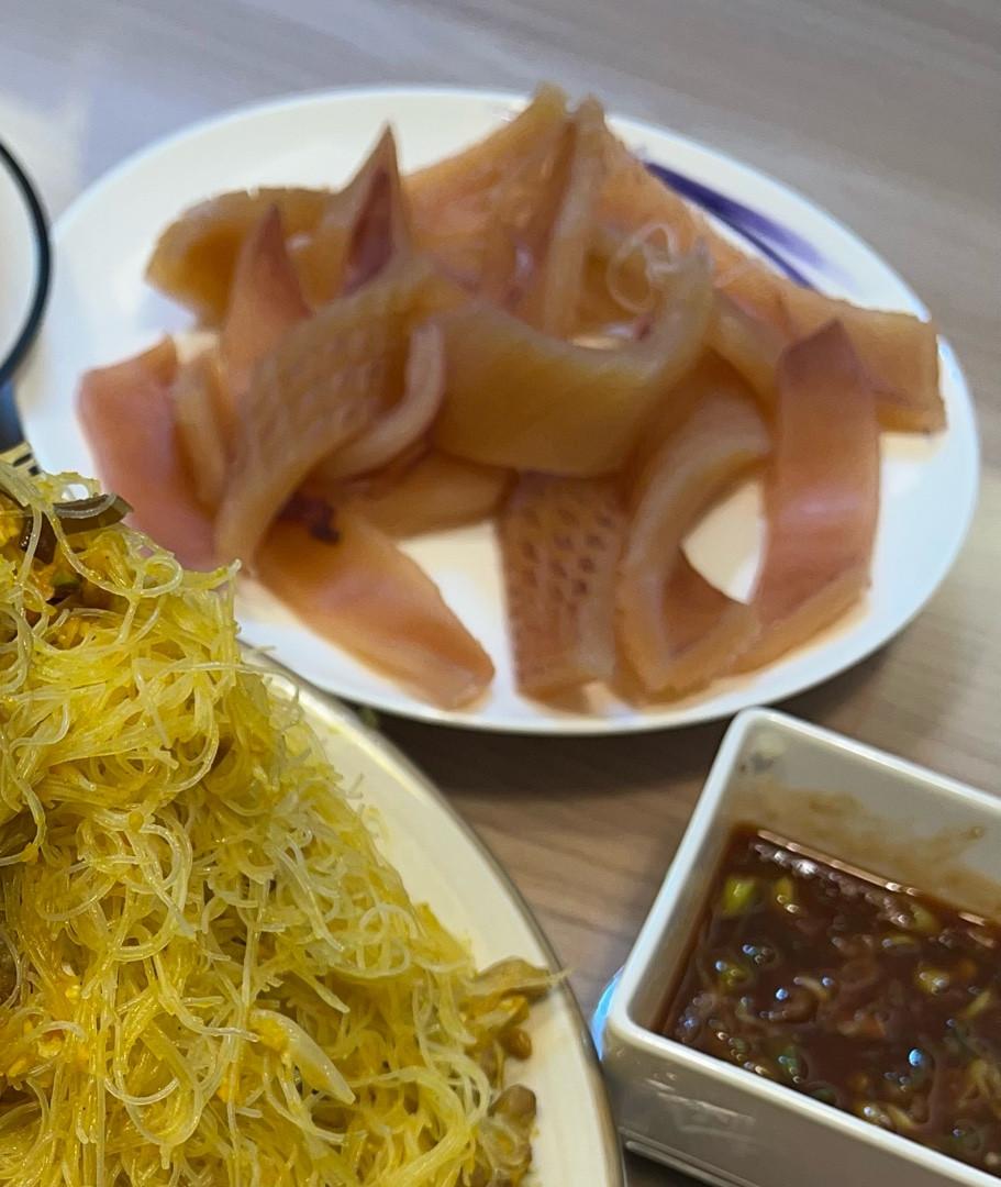 川燙魷魚佐泰式五味醬(快速的晚餐料理) : 潘潘 一起做