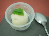 香草冰淇淋-在家用鑄鐵鍋簡單製作！