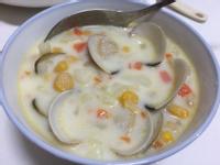 幸福肥人妻料理—奶香玉米蛤蜊濃湯