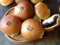 Red Bean Bread牛奶紅豆麵包