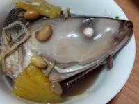 鳳梨豆醬燜虱目魚頭