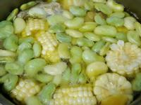 懶人菜譜-皇帝豆玉米雞湯