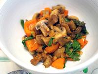 參考食譜 : 塔香蘑菇炒甜椒。可以帶便當的炒蔬菜!