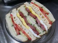 賢慧的愛妻早餐-台式香腸三明治