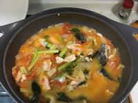 蕃茄洋蔥芹菜鮭魚湯