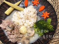 北海道白醬牛肉佐藜麥糙米飯