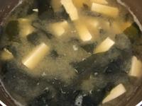 豆腐海帶芽味增湯