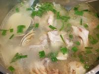 青蔥蒜頭洋蔥蛤蜊雞湯
