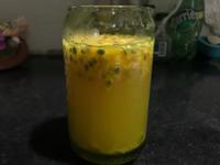蜂蜜檸檬百香果汁