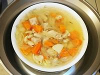 蔬菜雞湯（電鍋料理）