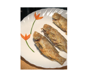 香煎午仔魚(含紅蘿蔔簡易盤飾)