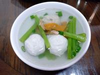 小魚丸子青菜湯