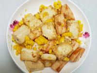 五分鐘料理~黃金玉米香燜鮭魚豆腐丁