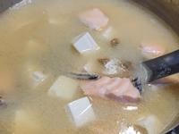 味增鮭魚湯
