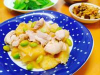 鳳梨雞+菇炒豆皮+醋煎彩椒+燙青菜