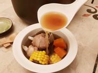 冬季補湯－玉米蛤蜊香菇雞湯（電子鍋版）