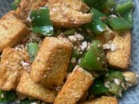金沙雞蛋豆腐燴青椒