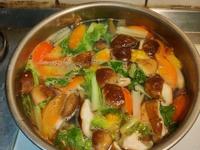 香菇蛤蜊蔬菜湯