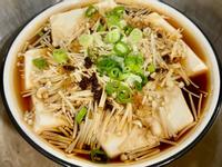 電鍋料理-醬油蒸金針菇嫩豆腐