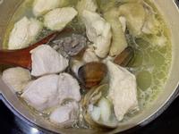蒜蒜蛤蜊雞湯（雞腿雞胸版）