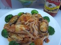 Classico義遊味境：蘑菇橄欖口味 之 淡菜海鮮熱狗義大利麵