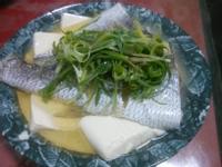 豆腐蒸魚